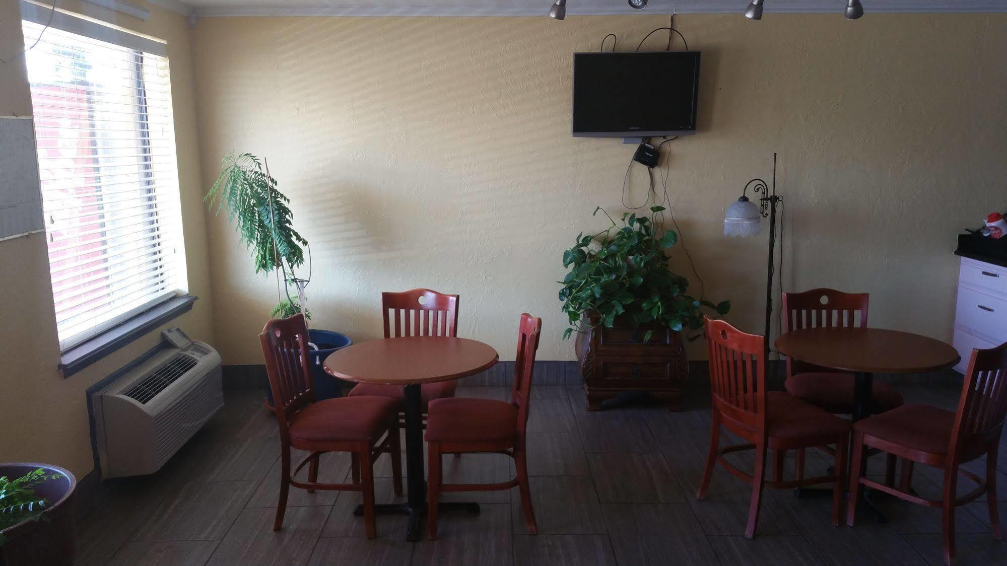 Bedford Inn Elk City Kültér fotó